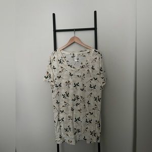 LLR Christy V-Neck T